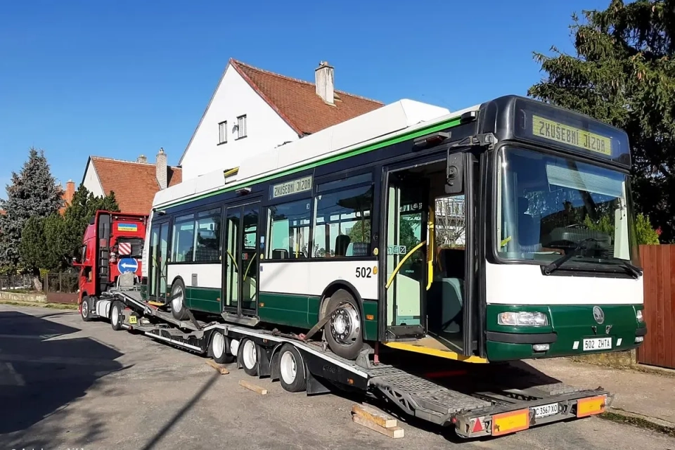 Хмельницький отримав перший тролейбус із Чехії