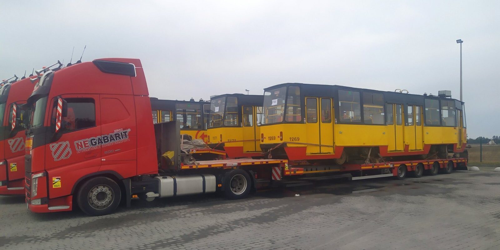 У Конотоп доставили перші польські трамваї Konstal